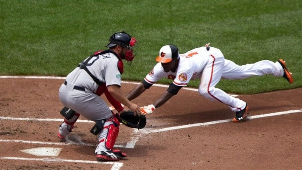 តើ Umpire Strike Zone រាយការណ៍អំពីផលប៉ះពាល់នៃការភ្នាល់កីឡាបេស្បលយ៉ាងដូចម្តេច?