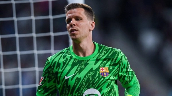 Wojciech Szczesny Commits Future to Barcelona with Contract Extension