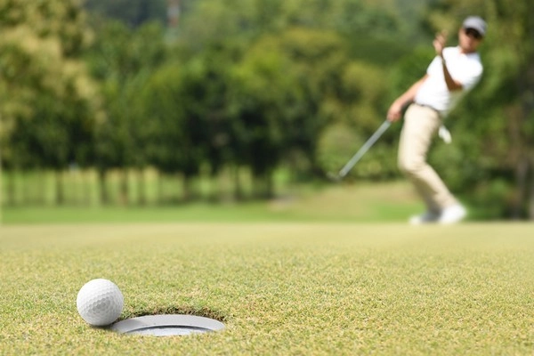 Betting on Top 10 Finishers: A Golf Strategy That Works